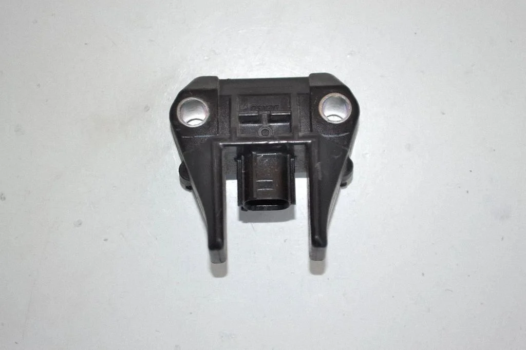 Airbag deployment crash/impact sensor – Lexus RX III (2008-2015)