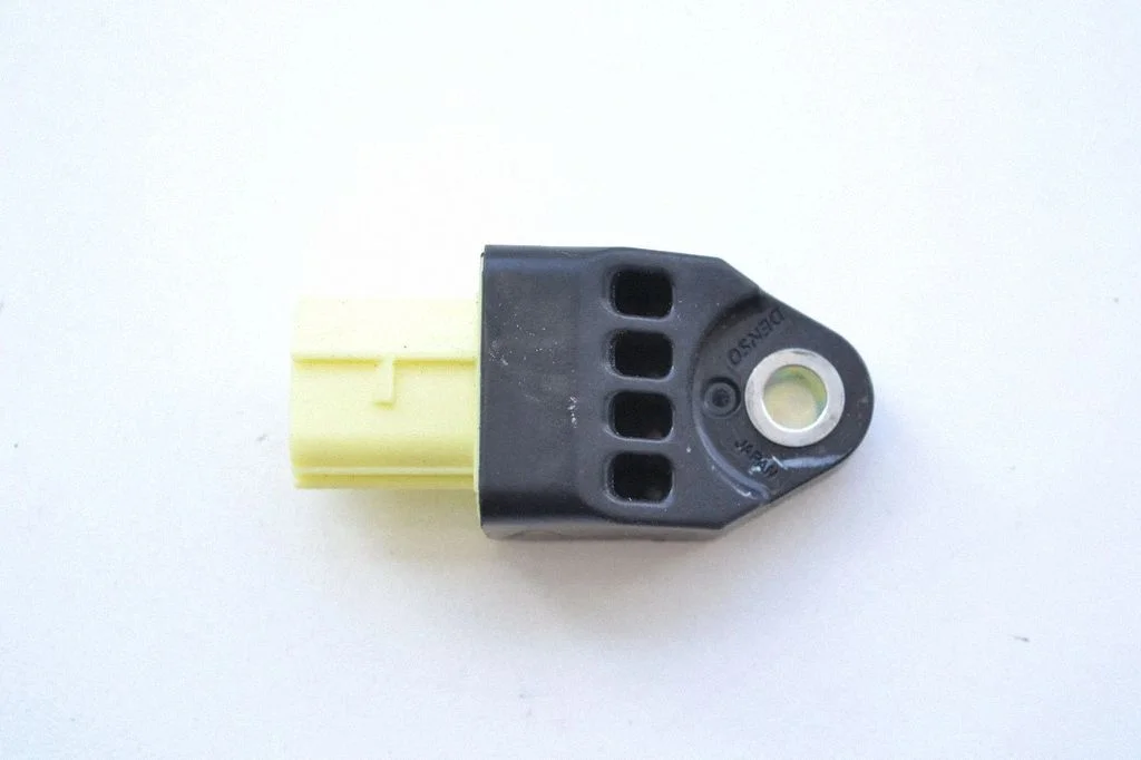 Drošības spilvenu trieciena sensors 98237AJ000