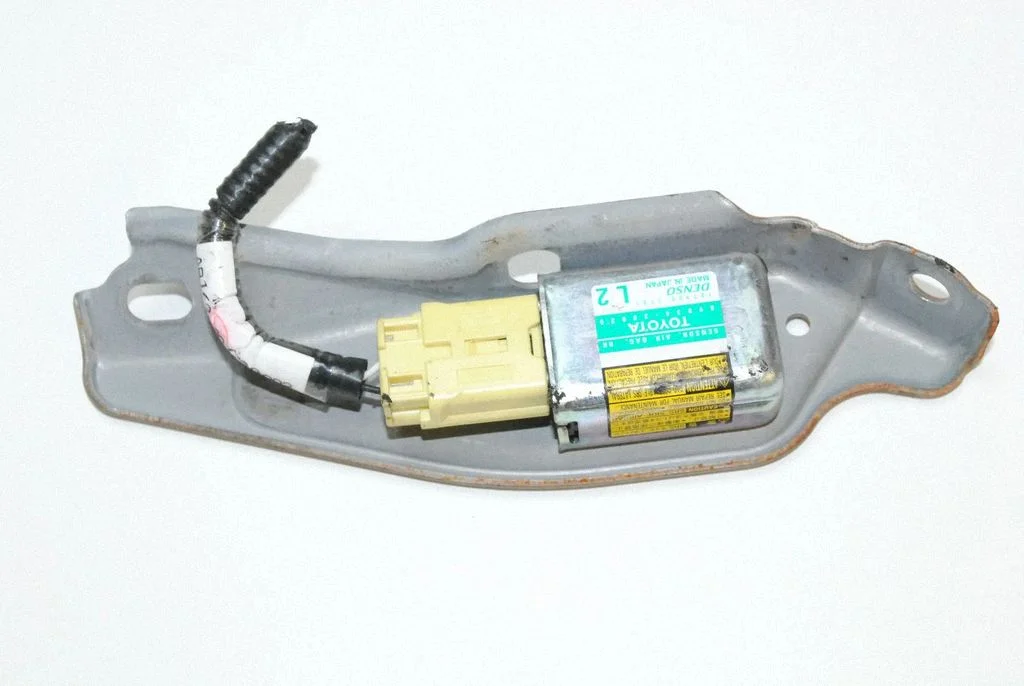 Drošības spilvenu trieciena sensors 8983430020