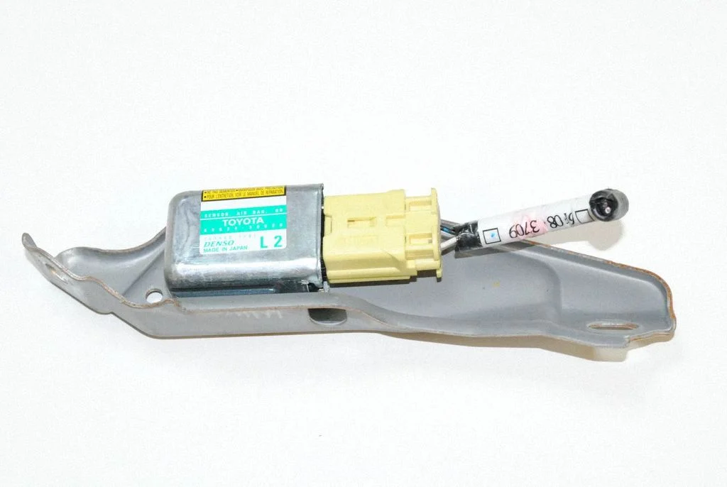 Airbag deployment crash/impact sensor 8983430020