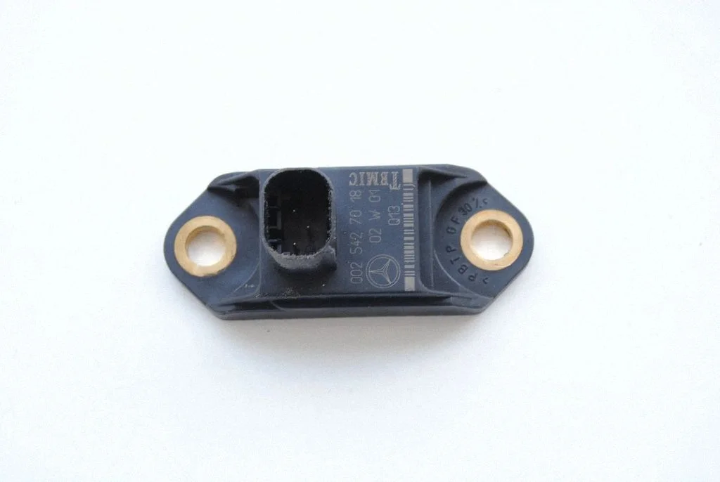 Drošības spilvenu trieciena sensors 0025427018