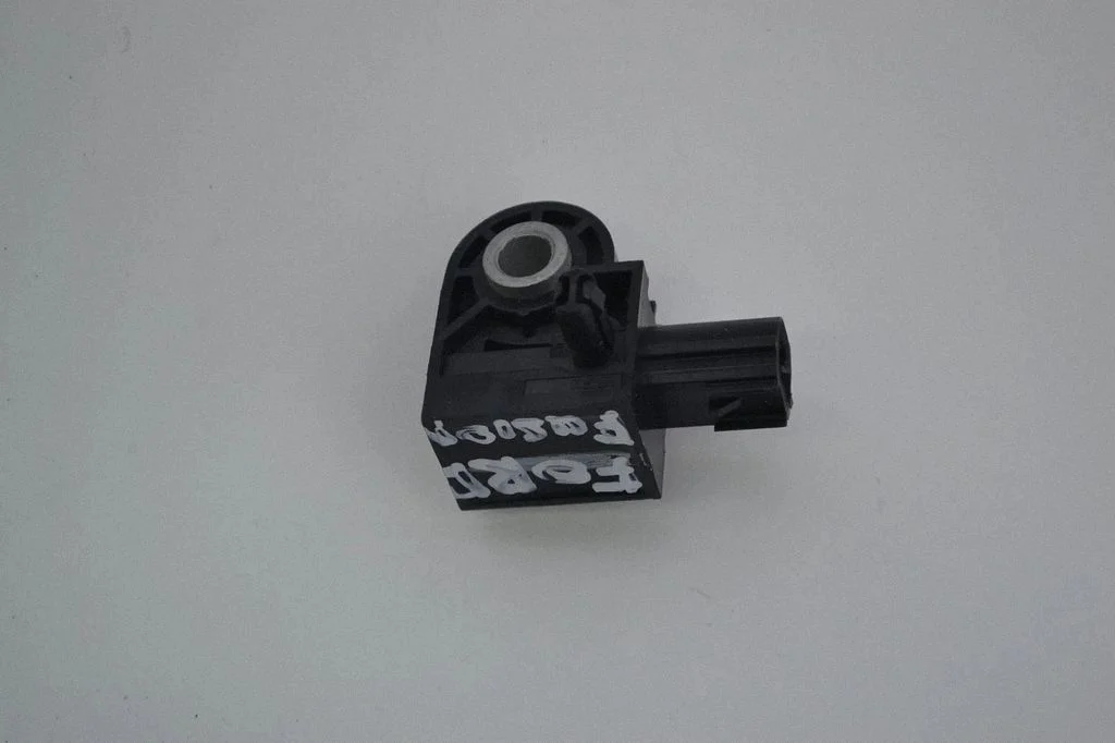 Airbag deployment crash/impact sensor 150C4CF8DE2NB – Ford Fusion (2006-2012)