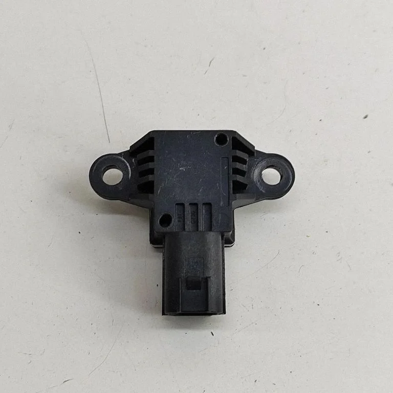 Drošības spilvenu trieciena sensors CK5214C676AA