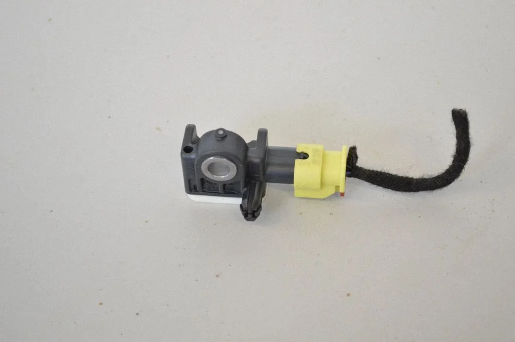 Drošības spilvenu trieciena sensors 2H0959351