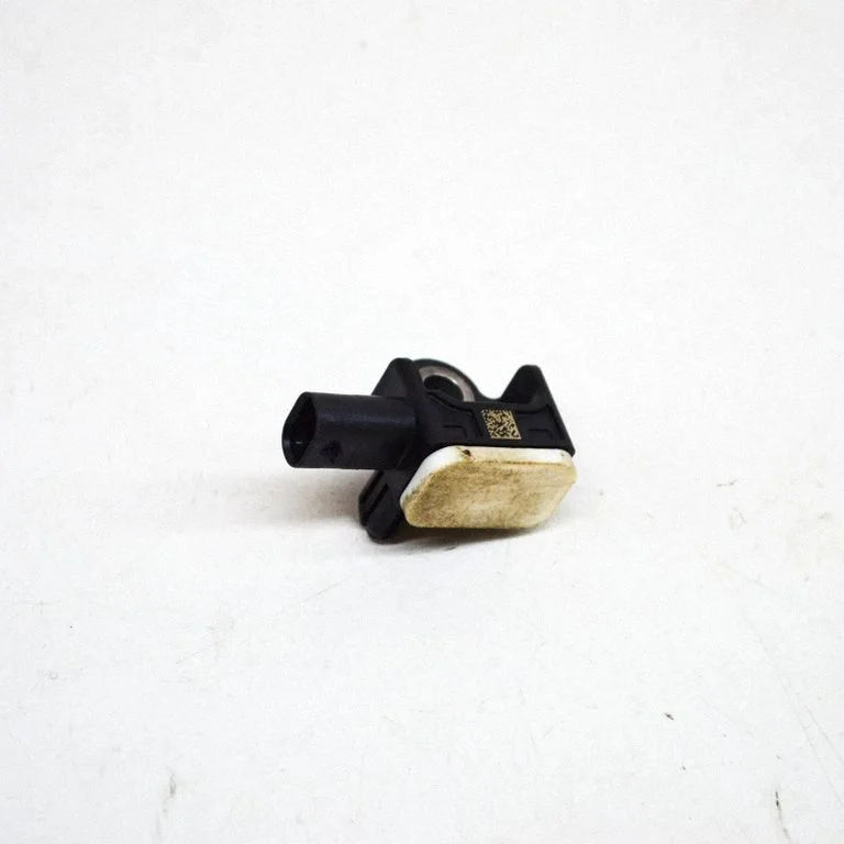 Drošības spilvenu trieciena sensors A1668210151