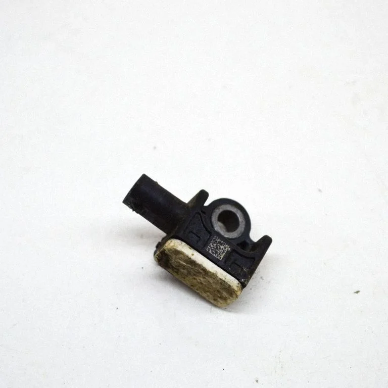 Drošības spilvenu trieciena sensors 56054085AA