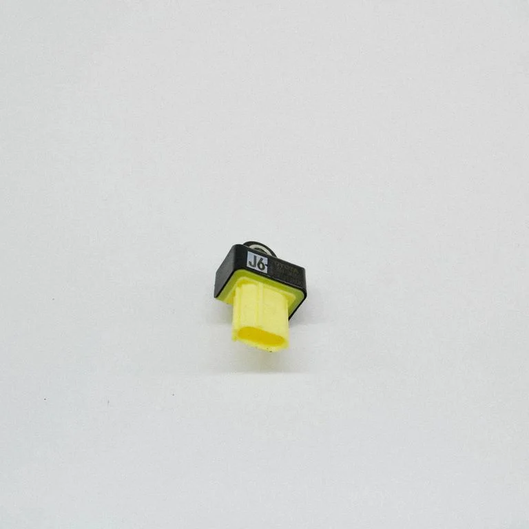 Drošības spilvenu trieciena sensors – Toyota Hilux (AN120, AN130) (2015-2020)