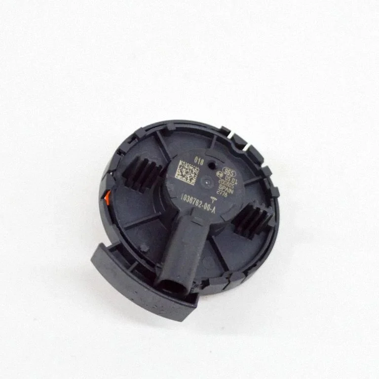 Drošības spilvenu trieciena sensors 103676200A