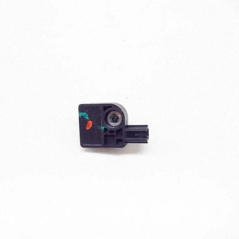 Airbag deployment crash/impact sensor – Tesla Model S (2012-)