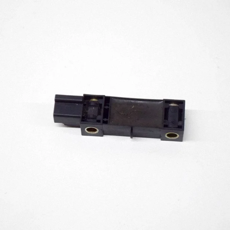 Drošības spilvenu trieciena sensors 4D0959643D