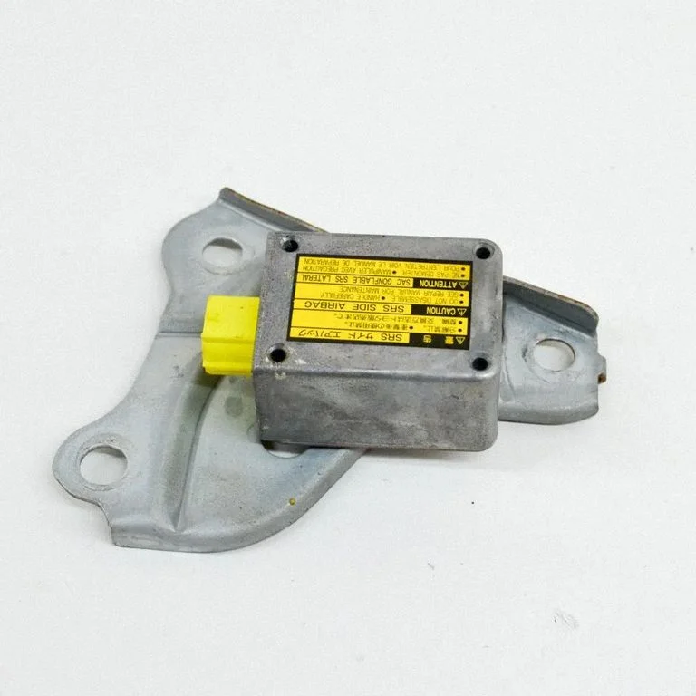 Airbag deployment crash/impact sensor 2523000271 – Lexus LS UCF20 (1995-2001)