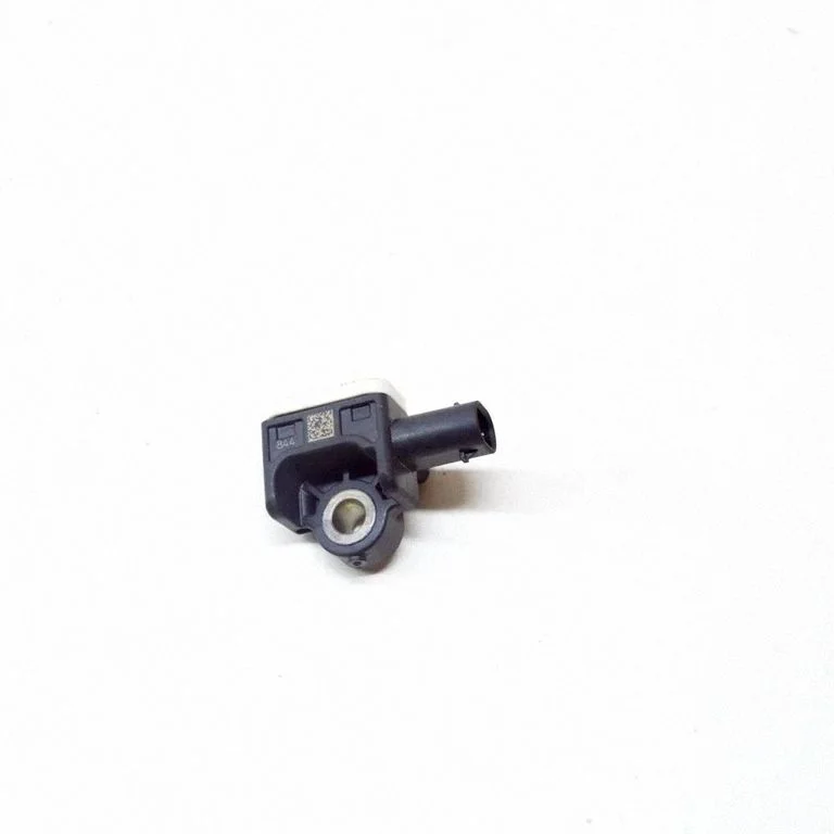 Airbag deployment crash/impact sensor 106005800A