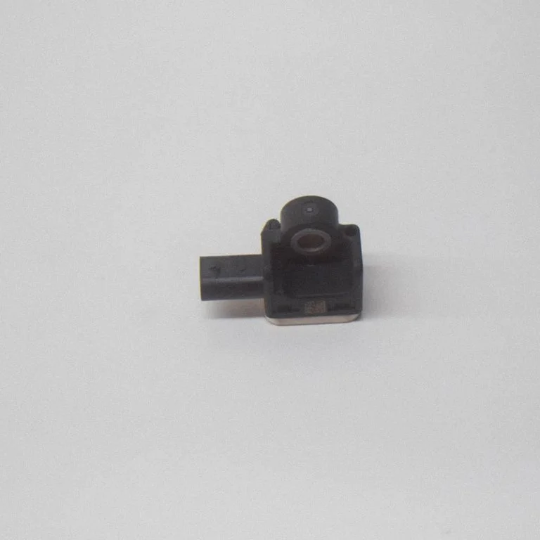 Drošības spilvenu trieciena sensors