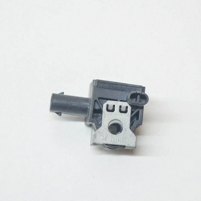 Drošības spilvenu trieciena sensors – BMW 5. sērija F10 F11 (2009-2016)