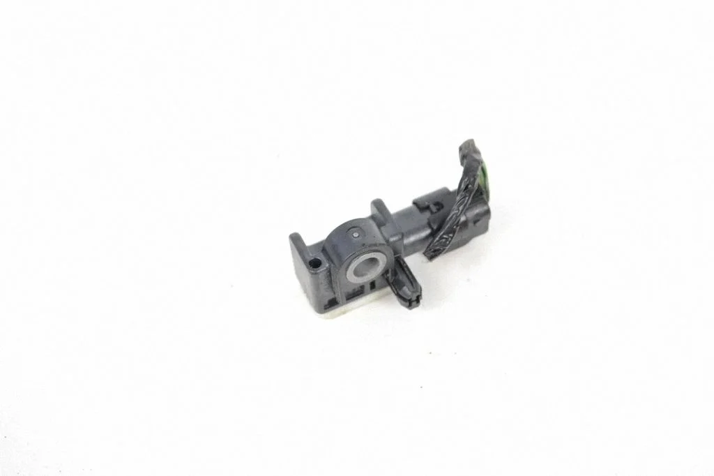 Drošības spilvenu trieciena sensors A1668240451