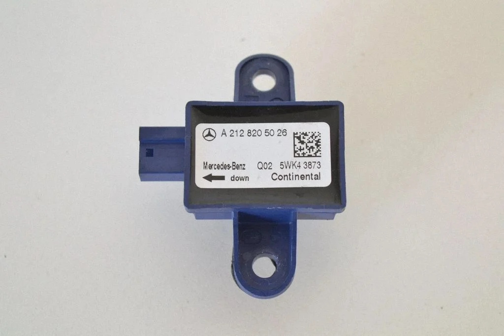 Drošības spilvenu trieciena sensors A2128205026