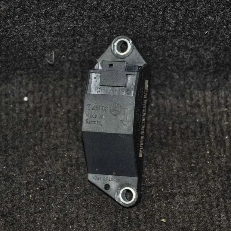 Drošības spilvenu trieciena sensors – Mercedes-Benz E klase W211 (2002-2009)