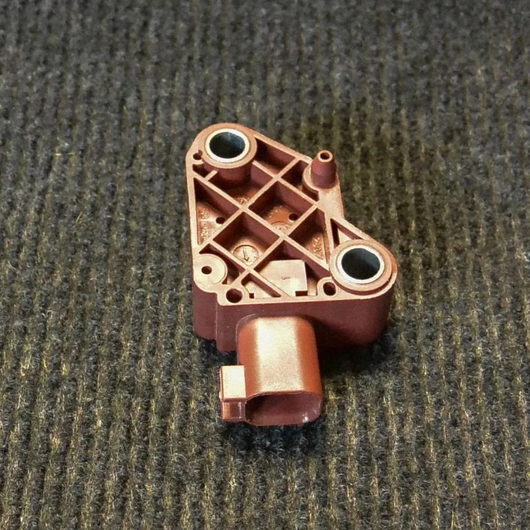Airbag deployment crash/impact sensor 30737138 – Volvo C30 (2007-2010)