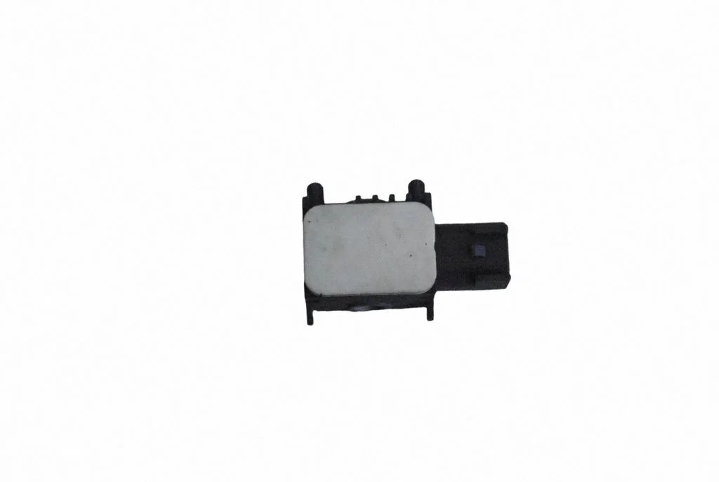 Drošības spilvenu trieciena sensors 8X2314B006AA