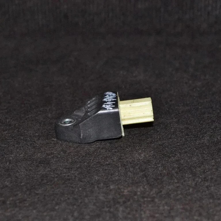 Drošības spilvenu trieciena sensors – Toyota RAV 4 (XA30) (2006-2016)