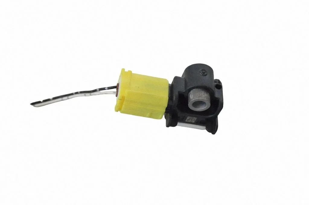 Airbag deployment crash/impact sensor – Mitsubishi Outlander (2013-2021)