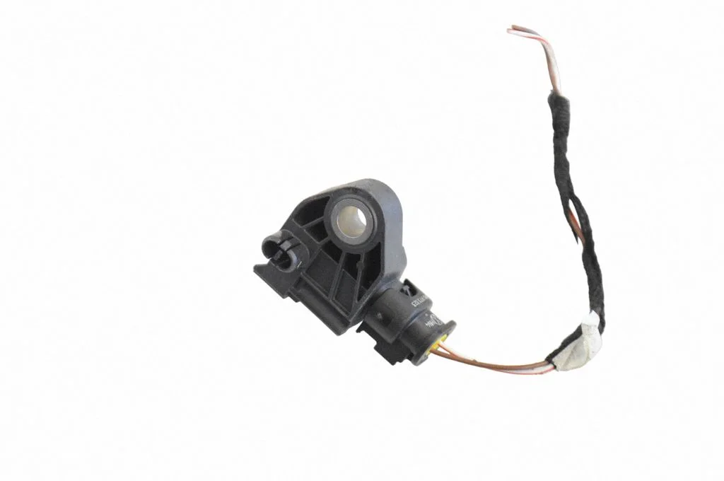 Drošības spilvenu trieciena sensors – Audi Q5 SQ5 FY (2017-2025)