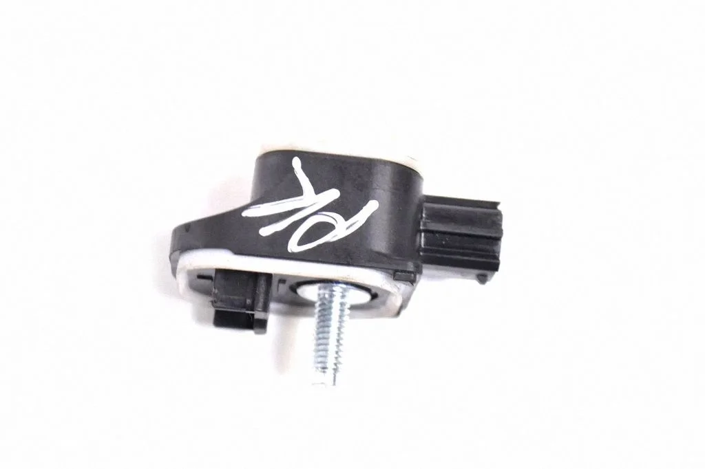Drošības spilvenu trieciena sensors 8983A02021