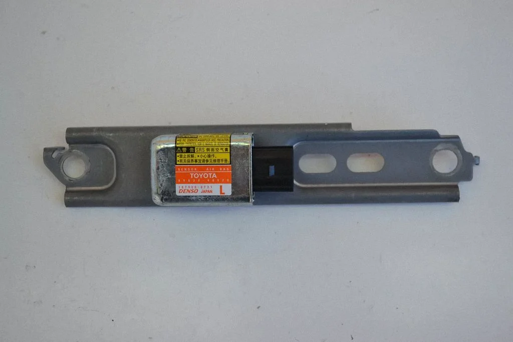 Drošības spilvenu trieciena sensors – Lexus RX III (2008-2015)