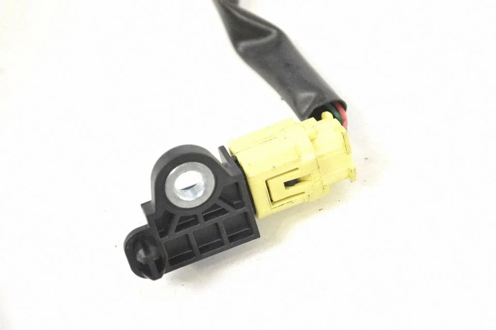 Drošības spilvenu trieciena sensors 988303RA0A