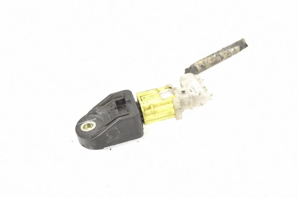 Airbag deployment crash/impact sensor – Toyota Prius (XW30) (2009-2015)