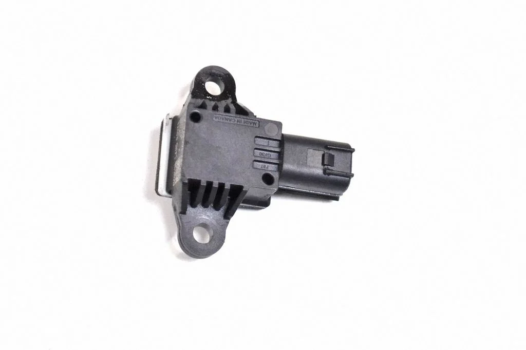 Drošības spilvenu trieciena sensors BJ3214C676AA