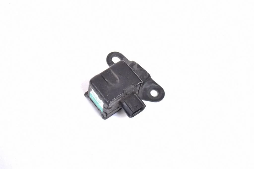 Drošības spilvenu trieciena sensors 6454548010