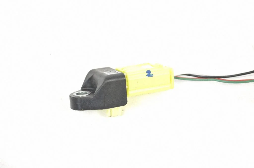 Drošības spilvenu trieciena sensors 89831F4010