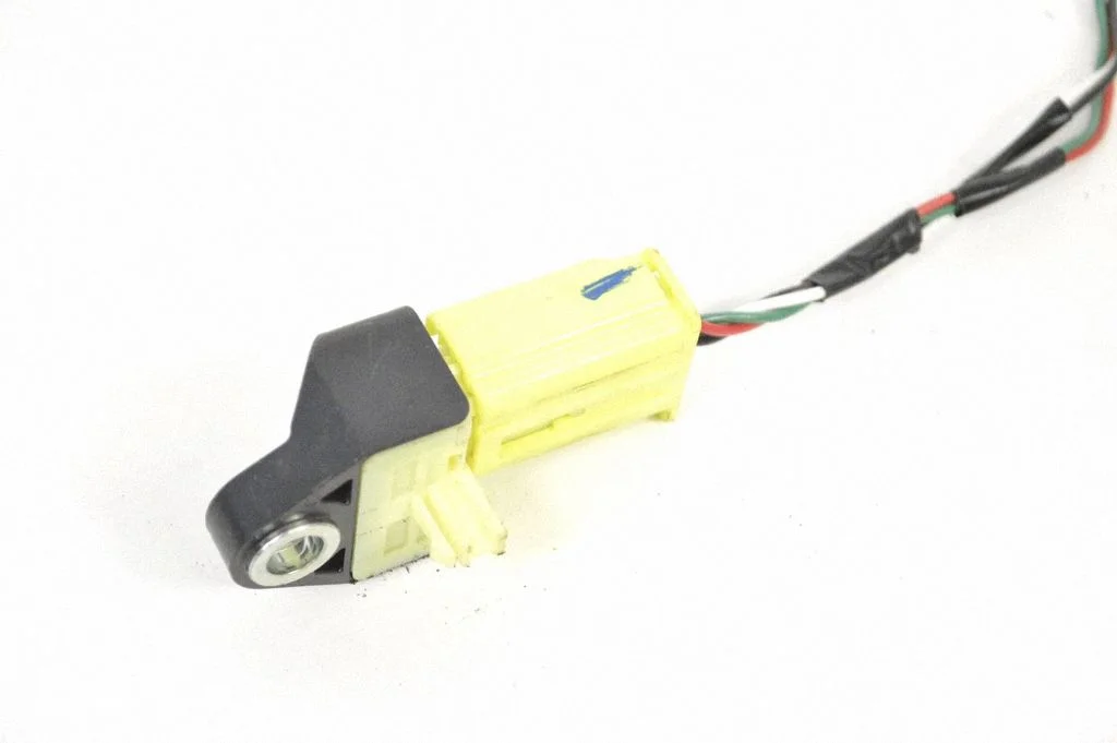 Drošības spilvenu trieciena sensors 89831F4020