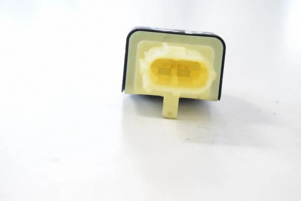 Drošības spilvenu trieciena sensors 98237AG000