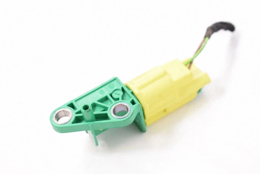 Drošības spilvenu trieciena sensors 1K0909606C