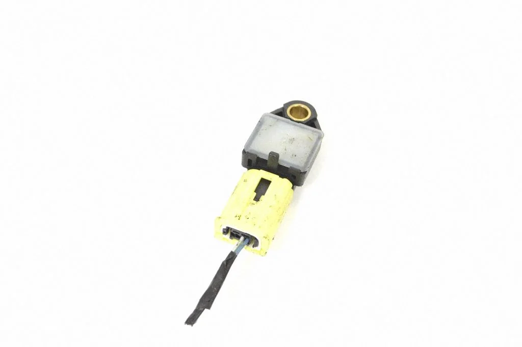 Drošības spilvenu trieciena sensors P04896065AB
