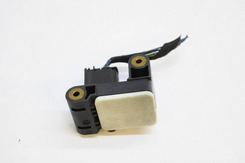 Drošības spilvenu trieciena sensors 6911003