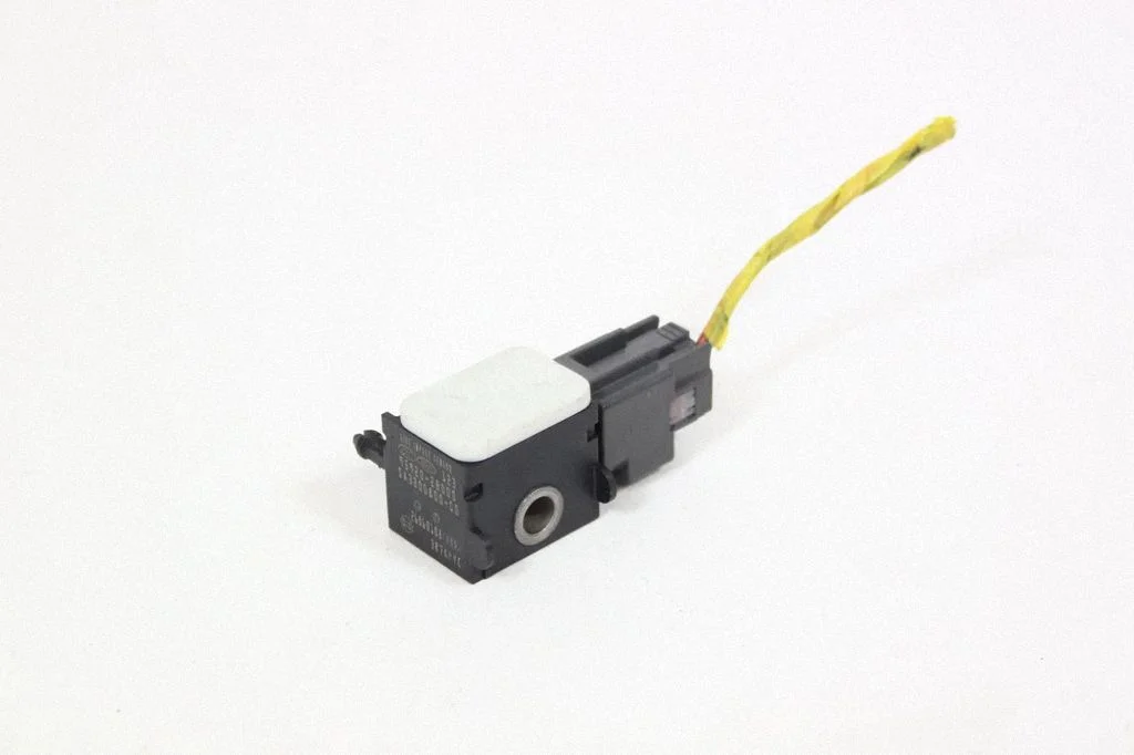 Drošības spilvenu trieciena sensors – Hyundai Santa Fe (2006-2012)