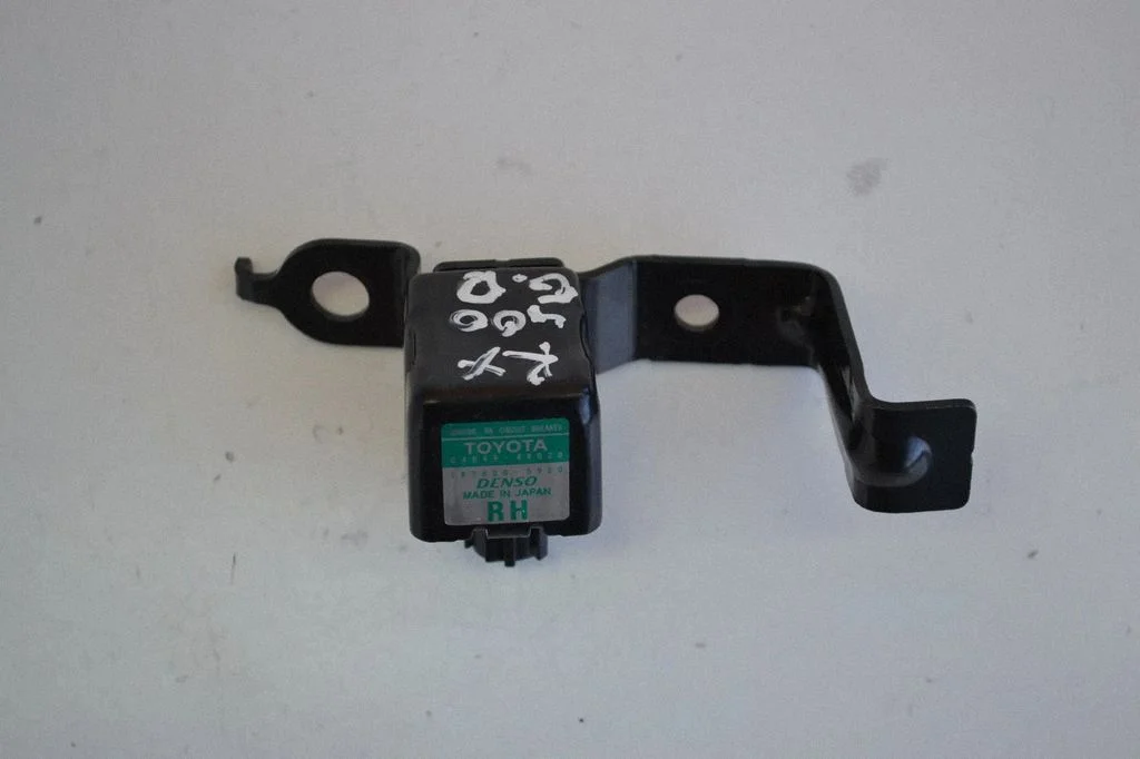 Drošības spilvenu trieciena sensors – Lexus RX III (2008-2015)