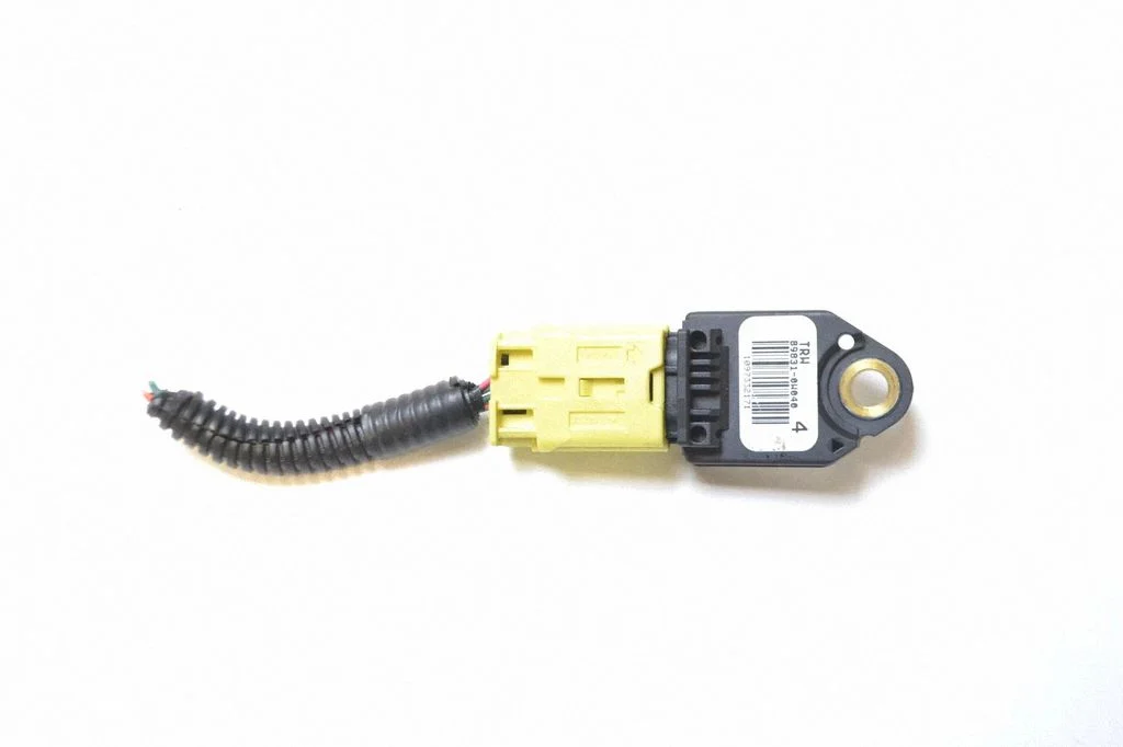 Drošības spilvenu trieciena sensors 898310W040