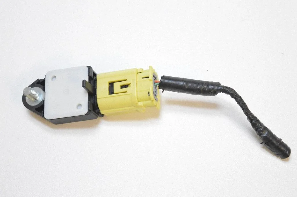 Drošības spilvenu trieciena sensors 8983102020