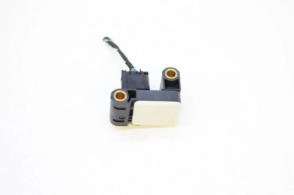 Drošības spilvenu trieciena sensors – BMW 3. sērija E92 E93 (2005-2014)