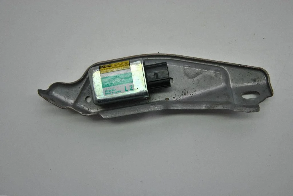 Drošības spilvenu trieciena sensors – Lexus GS 300 350 430 450H (2005-2012)