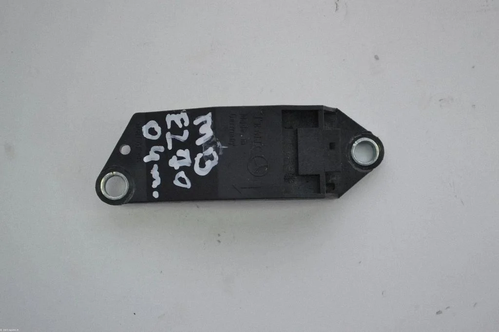 Drošības spilvenu trieciena sensors – Mercedes-Benz E klase W211 (2002-2009)
