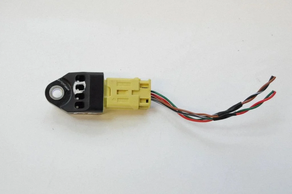 Drošības spilvenu trieciena sensors 98235AJ000