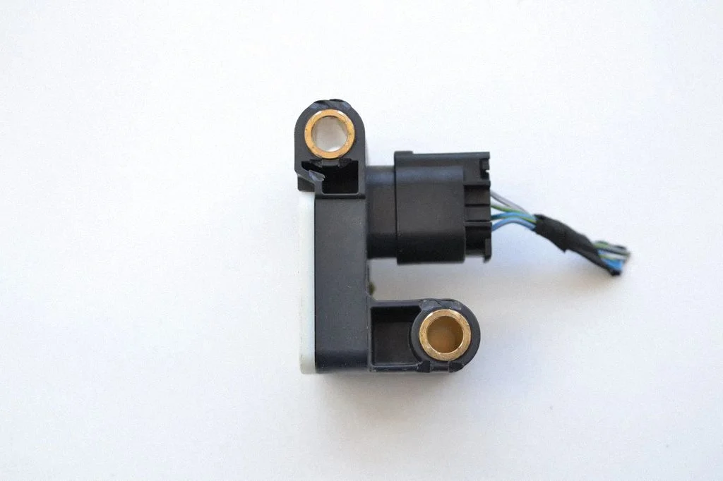 Drošības spilvenu trieciena sensors – BMW 3. sērija E92 E93 (2005-2014)