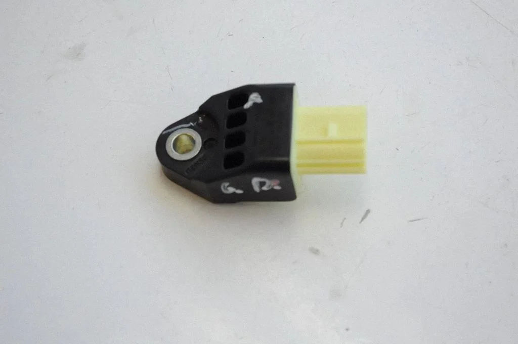 Drošības spilvenu trieciena sensors 98237AJ000