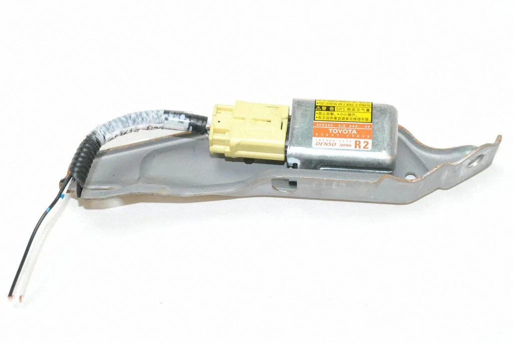 Drošības spilvenu trieciena sensors 8983330020