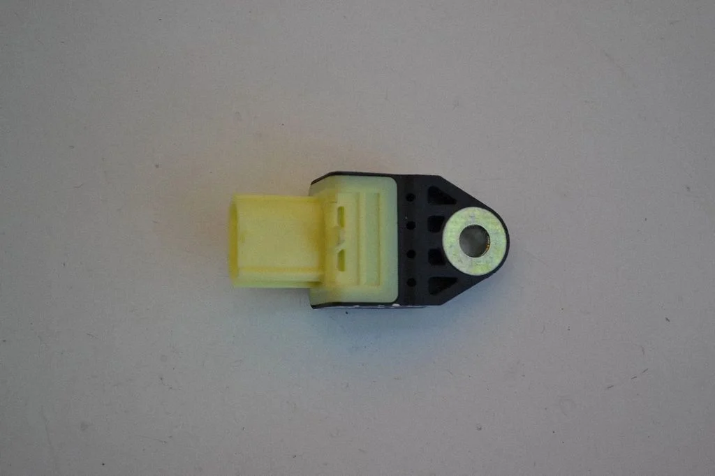 Airbag deployment crash/impact sensor – Lexus RX III (2008-2015)